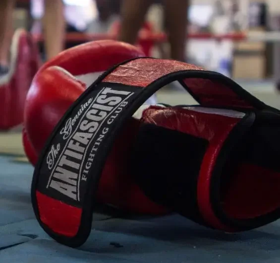 Revolucionários de luvas: Academia Boxe Autônomo conta com alunos de todos os níveis de habilidades nas lutas: a marcial e a política